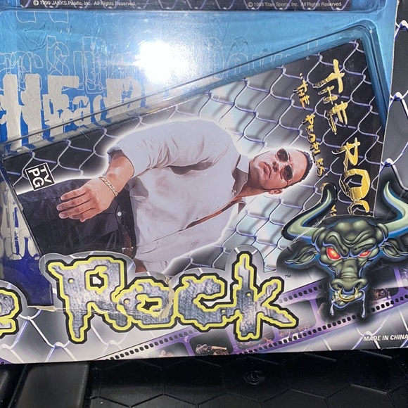 WWF Shirt - Picture 6 of 10